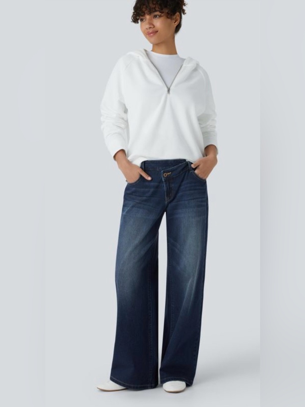 Halara Wide Leg Women’s Jeans in Size 2X